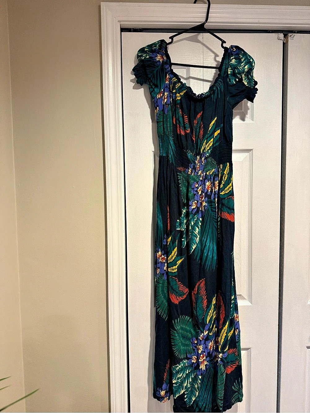 Parsons of Peace Floral Maxi Dress in Black & Green Size Medium
